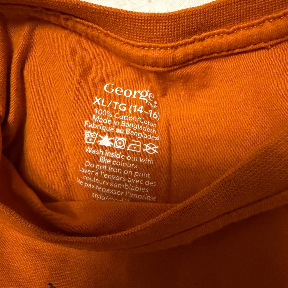 Cotton Tee with cool design by George - size XL - Picture 2 of 5